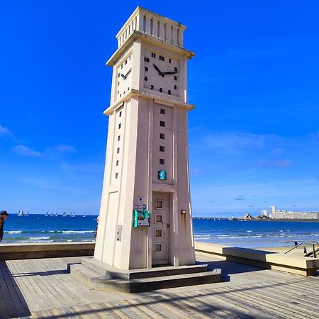 Appartement 2 Pieces Avec Une Grande Terrasse, 3 Etoiles, Wifi, Box Pour Vehicule Et Velos Les Sables-d'Olonne Luaran gambar